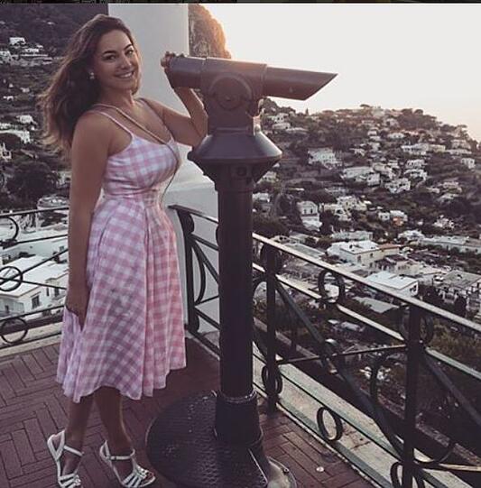 Kelly Brook