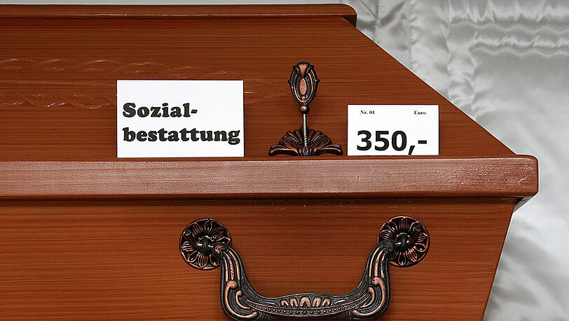Ein günstiger Sarg für Amtsbestattungen. Ein günstiger Sarg für Amtsbestattungen.