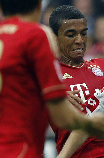 Luiz Gustavo - Note 3: Positions-Rotierer &ndash; vom Mittelfeld in die Abwehr. Ohne Fehler, ohne Abfälscher.