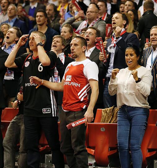 Weitere Fotos von den Fußball-Profis im Audi-Dome.