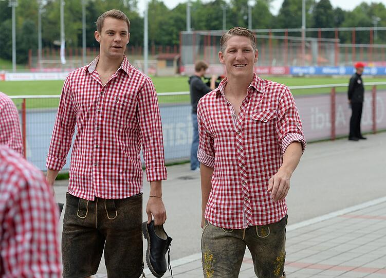 Die Bilder von Schweinsteigers sensationellen Zeit beim FC Bayern.