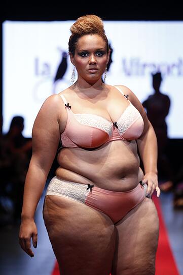 Mode in XXL: Die Bilder von der Pulp Fashion Week in Paris