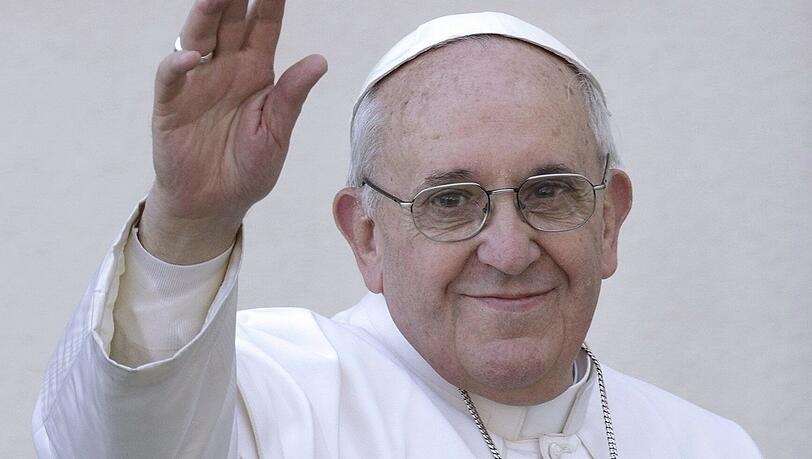 Frage 1: Nach welchem Heiligen benannte sich Papst Franziskus I.? Frage 1: Nach welchem Heiligen benannte sich Papst Franziskus I.?