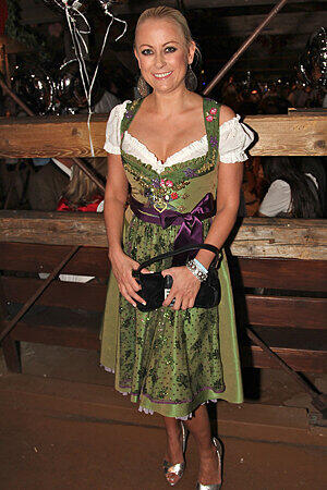 Weitere Bilder von Jenny Elvers sehen Sie hier...