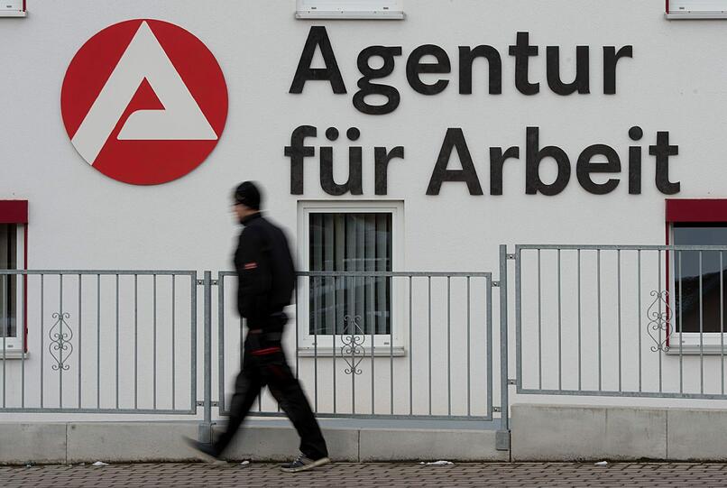 Im November sind deutlich weniger Arbeitslose zu verzeichnen als im gleichen Zeitraum 2014.