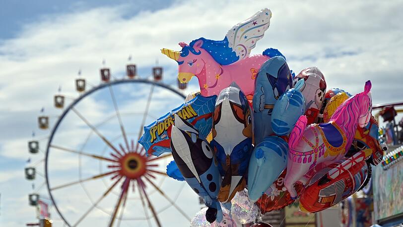 Vom 25. April bis 11. Mai 2025 findet das 59. Frühlingsfest auf der Theresienwiese in München statt.