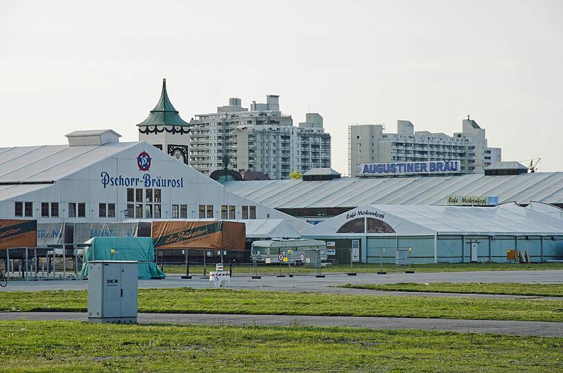 Blick auf die (noch leere) Wiesn: Hier ist Platz für viele Tausend Menschen &ndash; während des Oktoberfestes sowieso. Und danach auch noch?