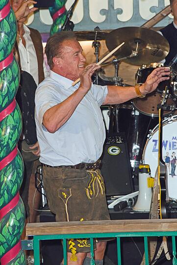 "Terminator" Arnold Schwarzenegger am Taktstock.