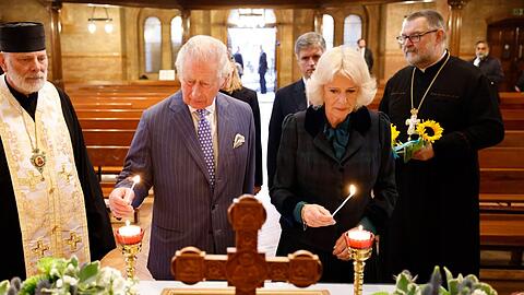 Prinz Charles und Herzogin Camilla in der ukrainischen katholischen Kathedrale in London.