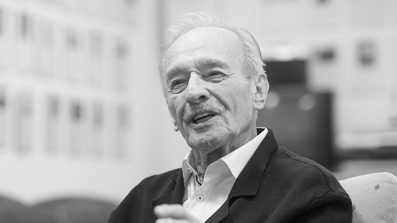 "Traumschiff"-Star Horst Naumann ist im Alter von 98 Jahren gestorben. Am 19. Februar 2024 hörte das Herz des Schauspielers auf zu schlagen.