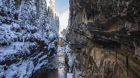 Ausgezeichnetes Naturwunder: Die Breitachklamm bei Oberstorf im Allg&auml;u ist auch im Winter wundersch&ouml;n.