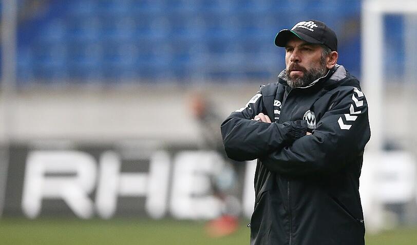 Ehemaliger Löwen-Trainer, jetzt Coach des SV Wacker Burghausen: Uwe Wolf.