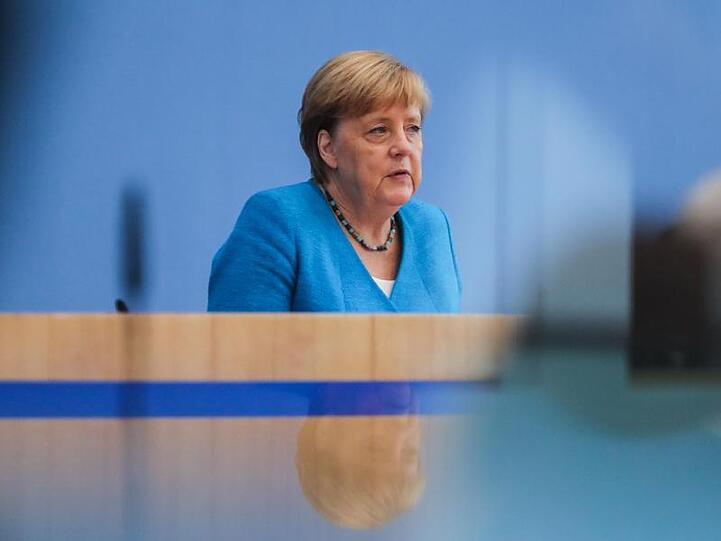 Bundeskanzlerin Angela Merkel (CDU) spricht in der Bundespressekonferenz während ihrer traditionellen Sommer-Pressekonferenz zu aktuellen innen- und außenpolitischen Themen.