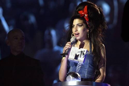 Amy Winehouse zieht um.