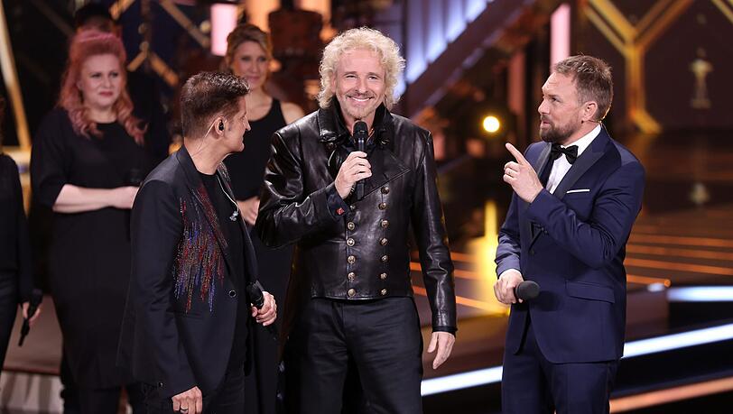 Ehrensache: Thomas Gottschalk hatte noch eine alte Wettschuld einzulösen. Ehrensache: Thomas Gottschalk hatte noch eine alte Wettschuld einzulösen.