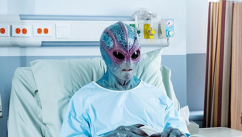 Ist Alien Harry wirklich zum zweiten Mal auf der Erde bruchgelandet?