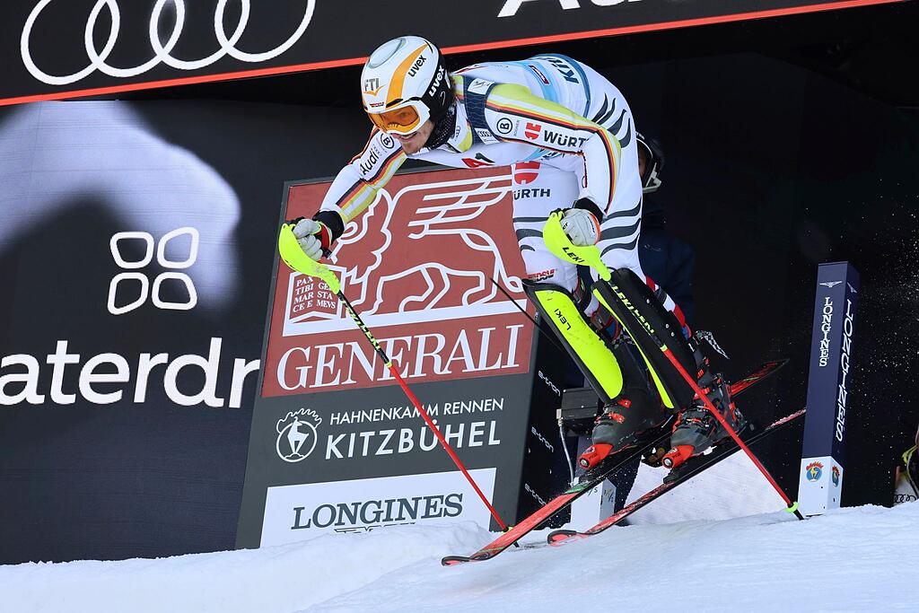Skirennfahrer Straßer auf Podestkurs in Kitzbühel Abendzeitung München