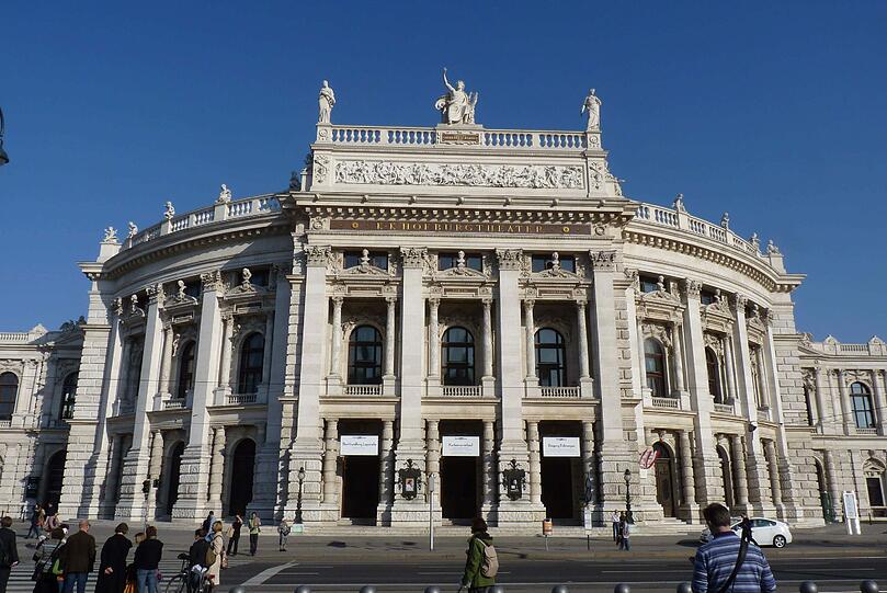Fassade des Burgtheaters