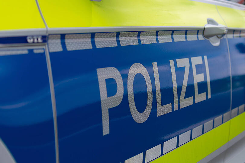 Ein tobender Freund rief in Solln 15 Streifenwagen auf den Plan. (Symbolbild)