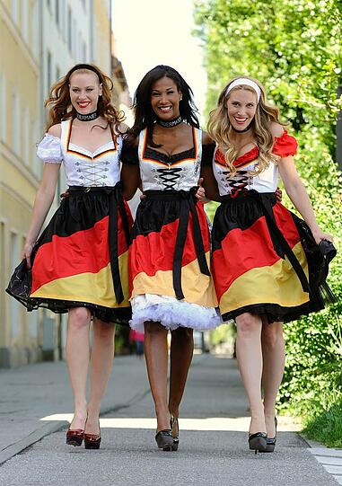 Patriotisch
oder peinlich?
Eine schwarzrot-
goldene
Variante.