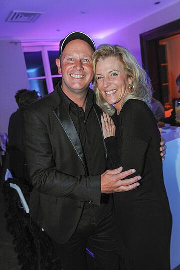 Promis beim Futurecom-Sommerfest: Charlie Glass und Linda Jo Rizzo.