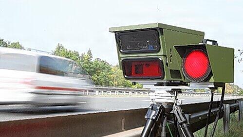 Da nützte auch das neue, digitale Messgerät nix: Frankens Autofahrer waren wegen der Witterung einfach langsamer unterwegs. Da nützte auch das neue, digitale Messgerät nix: Frankens Autofahrer waren wegen der Witterung einfach langsamer unterwegs.