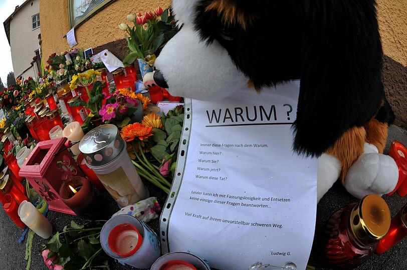 Eine Mutter aus Winsen: Mir fehlen einfach die Worte dafür, auszudrücken was ich fühle - ich hoffe und wünsche, dass die Eltern dieses Verbrechen verkraften können und dass sie Unterstützung, Halt und Verständnis bekommmen! Die Tat ist so unfassbar, so grausam.