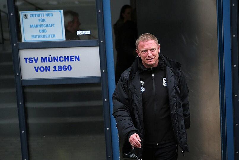 Traurige Konsequenz des Negativ-Laufs in der Liga: Torsten Fröhling, im Juni noch umjubelter Löwen-Retter, muss am 6. Oktober gehen...