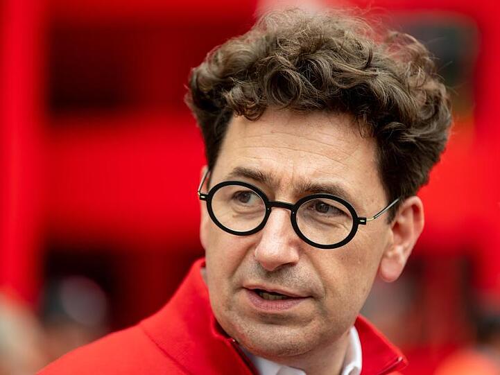 Mattia Binotto spricht von einer "schwierigen Zeit".