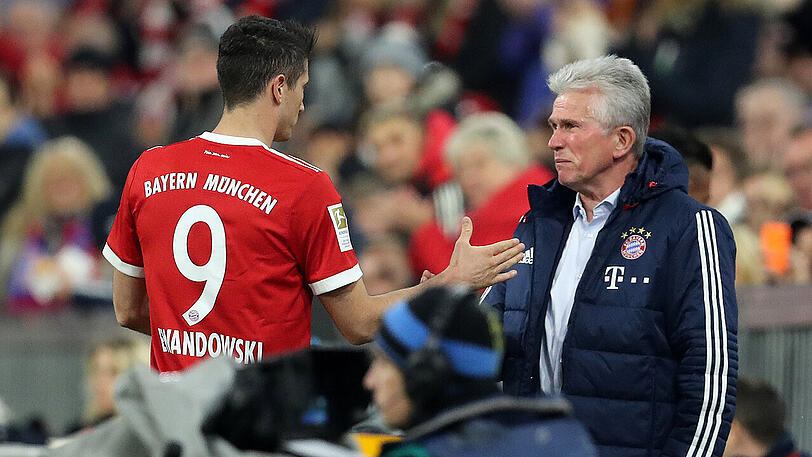 Bayern-Trainer Jupp Heynckes und sein Angreifer Robert Lewandowski (rechts).