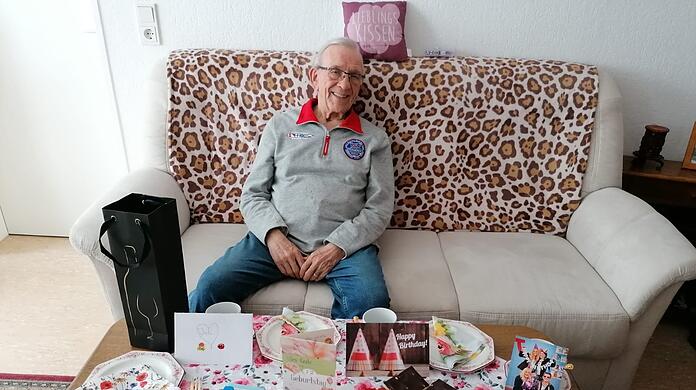 Noch liebt der 77-Jährige unheilbar Kranke das Leben. Doch für ihn ist klar: "Ich werde nicht elend verrecken wie meine Schwester."