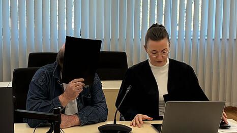 &Uuml;ber Jahre soll der Angeklagte unter anderem seine Stieftochter sexuell missbraucht haben.