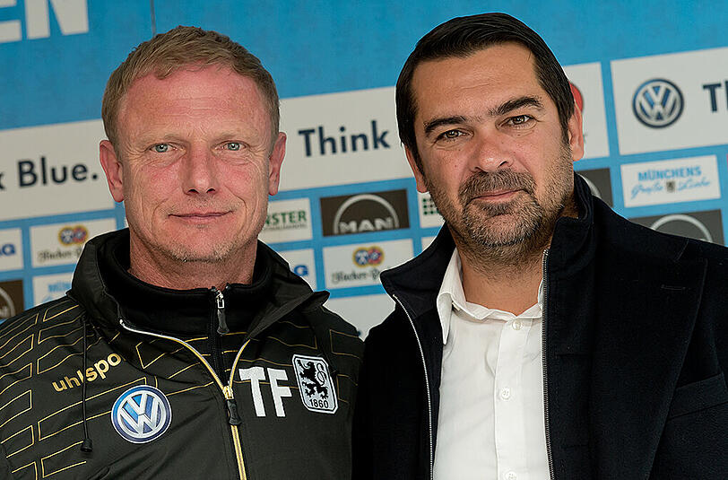 Löwen-Sportchef Gerhard Poschner (r) hat am Mittwoch Torsten Fröhling als neuen Löwen-Cheftrainer vorgestellt.