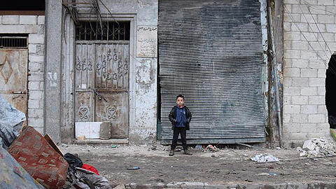 Straßenszene in der Nähe von Aleppo in Syrien.