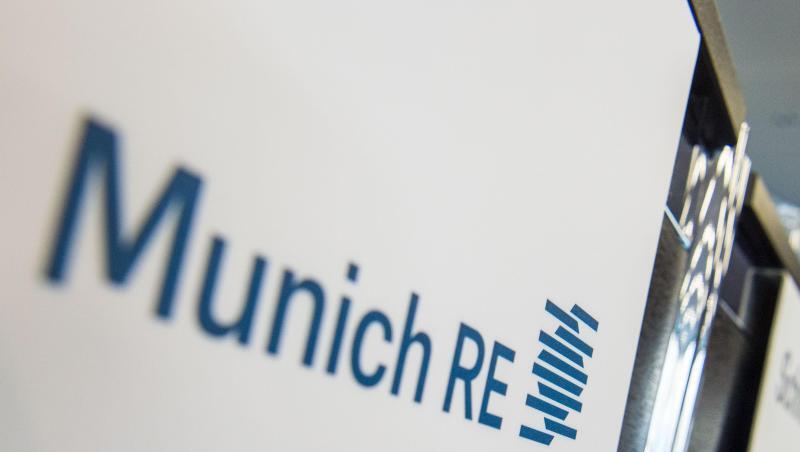 Vorstandschef Joachim Wenning ist zuversichtlich, dass die Munich Re ihren Gewinn 2020 wie geplant auf 2,8 Milliarden Euro steigern kann. Vorstandschef Joachim Wenning ist zuversichtlich, dass die Munich Re ihren Gewinn 2020 wie geplant auf 2,8 Milliarden Euro steigern kann.