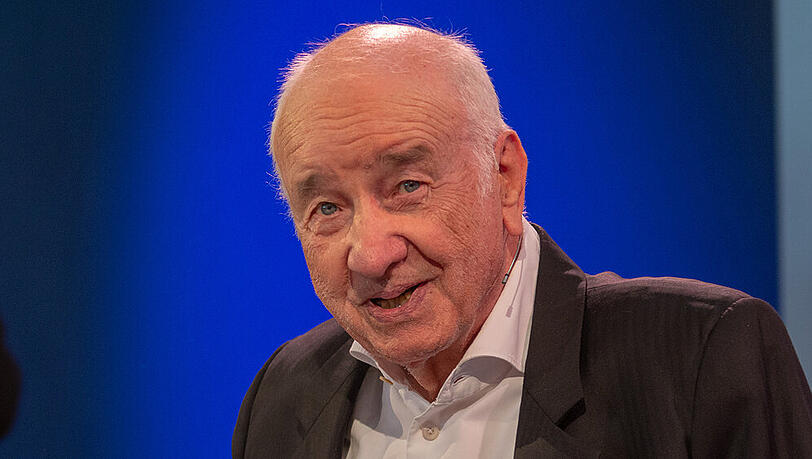 Armin Mueller-Stahl sieht seinem runden Geburtstag mit Wehmut entgegen. Armin Mueller-Stahl sieht seinem runden Geburtstag mit Wehmut entgegen.