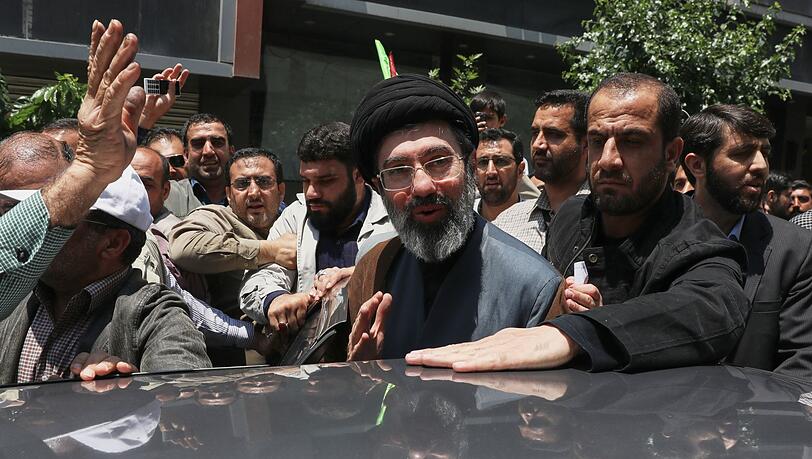 Chameneis Vater wurde bei Angriffen von Israel und USA get&ouml;tet (Archivbild).