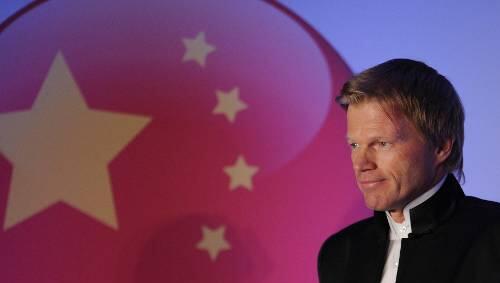 Oliver Kahn ist momentan häufiger in China. Oliver Kahn ist momentan häufiger in China.