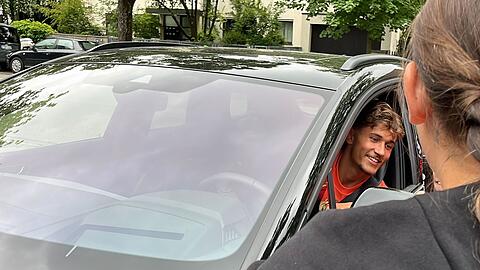 Will noch lange beim FC Bayern vorfahren: Tom Bischof. (Archivbild)