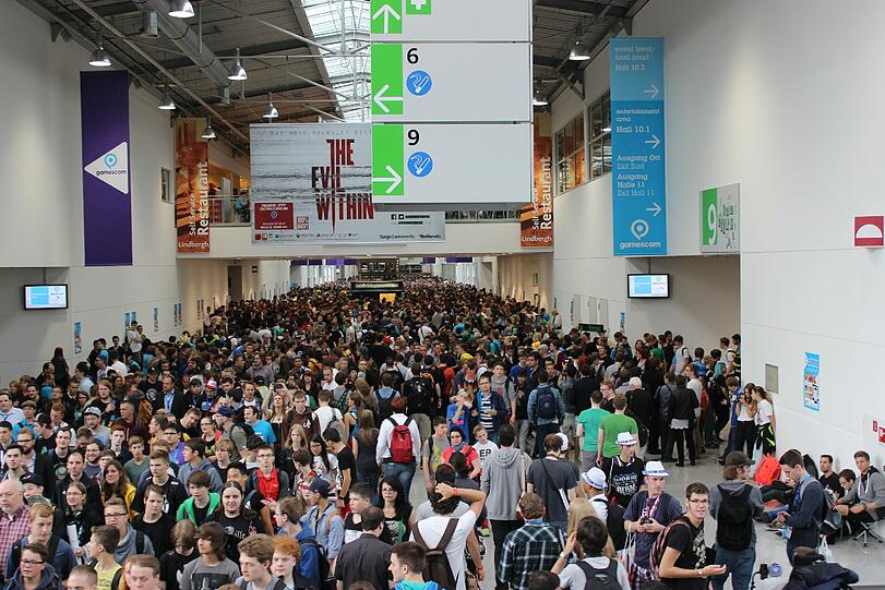 Die Gamescom 2014 hat viele Besucher.