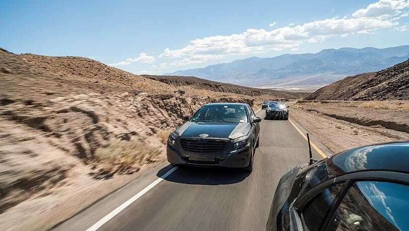 Aufmerksame Autos: Die nächste Mercedes S-Klasse wird noch mehr auf den Verkehr achten als bisher, um brenzlige Situationen automatisch zu entschärfen. Aufmerksame Autos: Die nächste Mercedes S-Klasse wird noch mehr auf den Verkehr achten als bisher, um brenzlige Situationen automatisch zu entschärfen.
