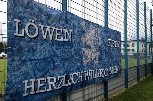 Bilder vom Löwen-Fanfest 2012