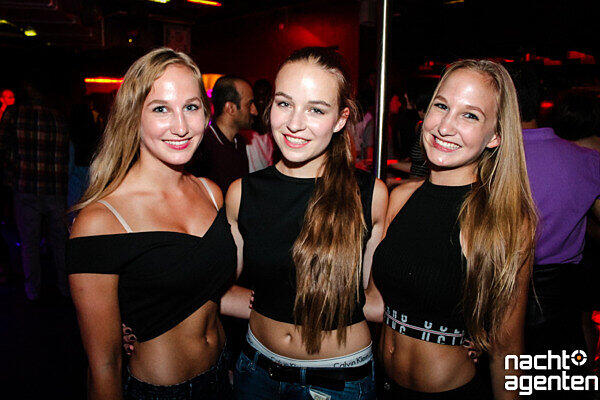 Im neuraum wurde zu Partysounds ordentlich gefeiert. Foto: TomKiwi