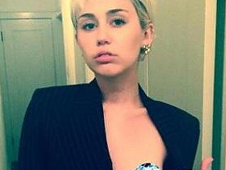 Miley Cyrus zeigt sich erneut recht offenherzig