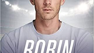 Das Buch "Träumen lohnt sich - Mein etwas anderer Weg zum Fußballprofi" Das Buch "Träumen lohnt sich - Mein etwas anderer Weg zum Fußballprofi"
