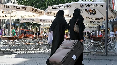 Längere Aufenthaltsdauer und höhere Ausgaben: Arabische Touristen in München bringen reichlich Umsatz.