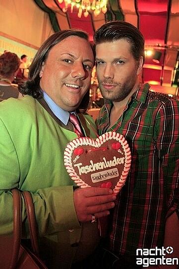 Dirndl, Lederhosen und viel Spaß: Die Party "Tracht und Pracht" am Samstag im Hippodrom auf der Theresienwiese. Mehr Bilder unter: www.nachtagenten.de.