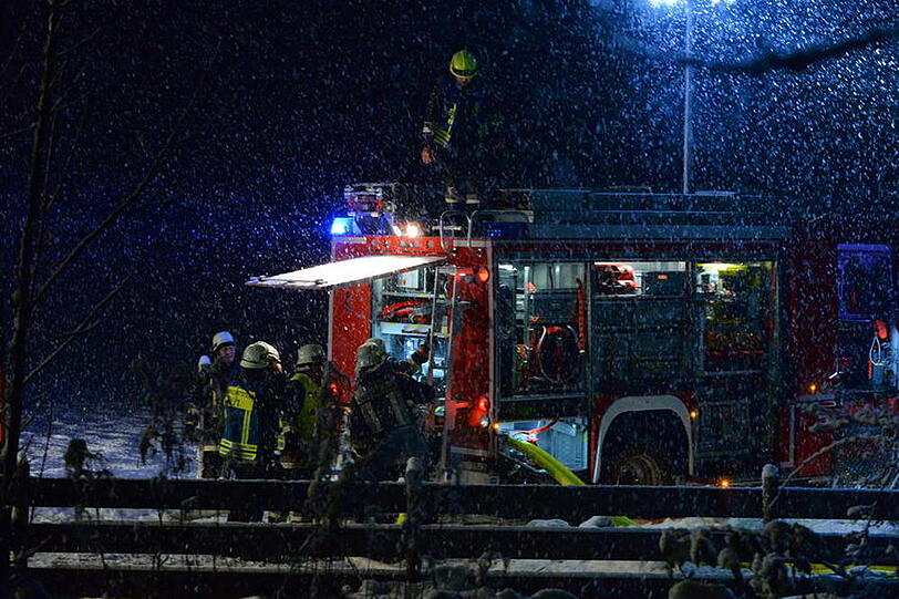 Wohnhausbrand in Unterwössen: Die Bilder vom Einsatz