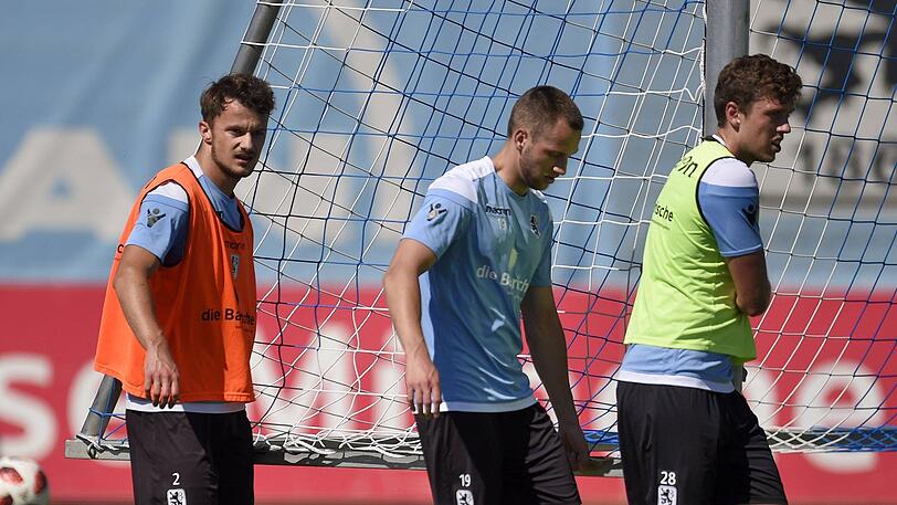Eric Weeger (l.) wird dem TSV 1860 zum Saisonstart fehlen.