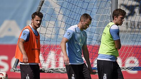 Eric Weeger (l.) wird dem TSV 1860 zum Saisonstart fehlen.